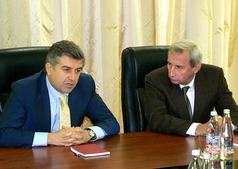 Հանդիպում «ՀայՌուսգազարդ»-ում ՌԴ դեսպան ՀՀ-ում Վյաչեսլավ Կովալենկոյի հետ