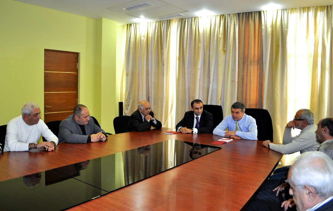 Կարեն Կարապետյանի հանդիպումը  «ՀայՌուսգազարդ» ընկերության աշխատակազմի հետ